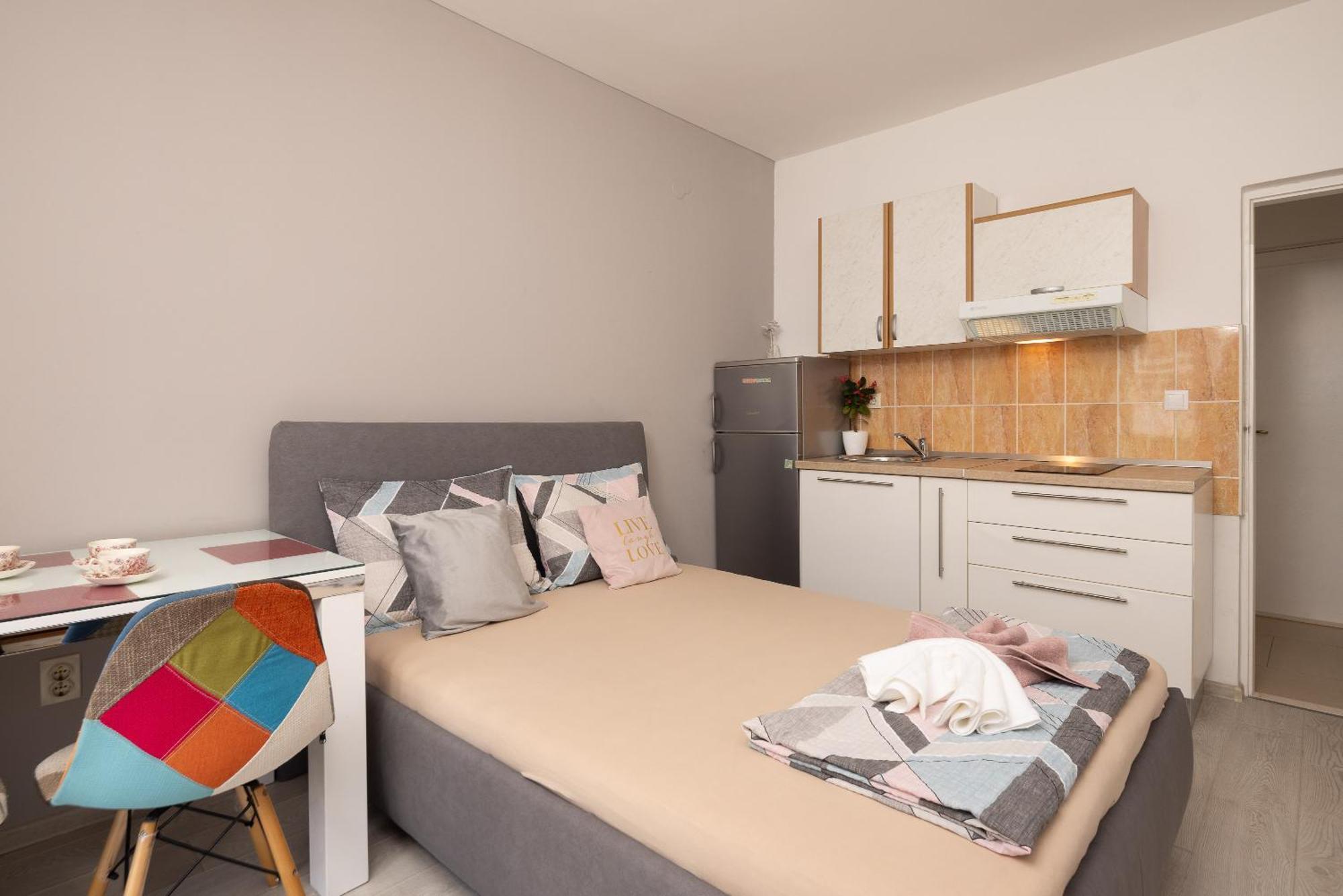 Apartments Ivan Оміш Екстер'єр фото